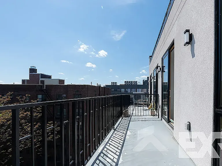 3216 Glenwood Rd #6D — Photo 32