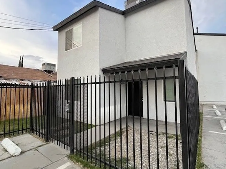 931 Monterey St #A-D — Photo 1
