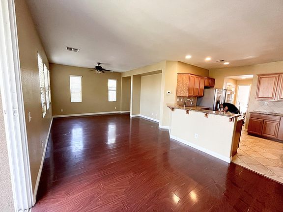2nd image of 425 S Meadowbrook Dr S #114