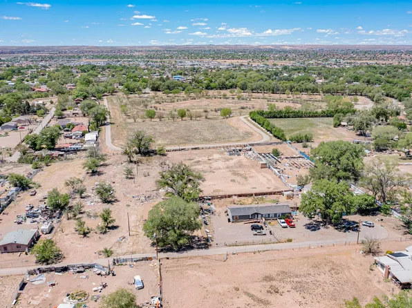 2213 Lucas Ct SW, Albuquerque, NM 87105