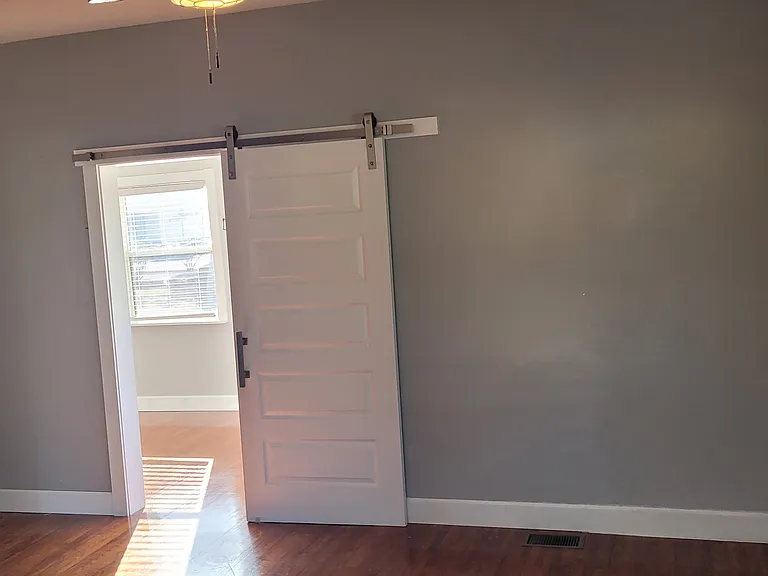403 Earl St #1 — Photo 6