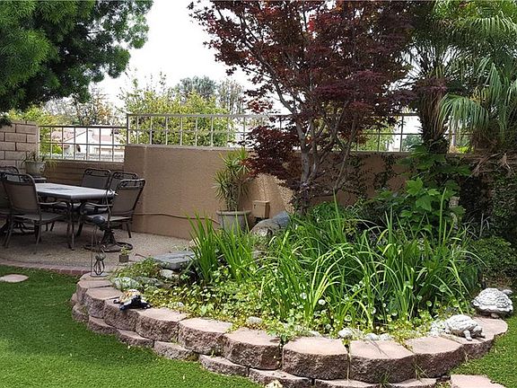 4th image of 181 Oak Forest Cir