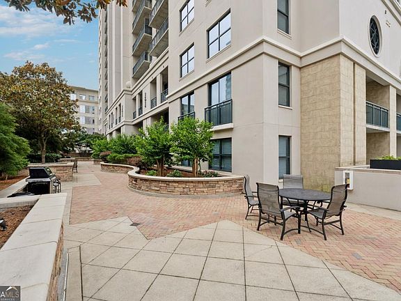 3rd image of 3040 Peachtree Rd NW Unit 702