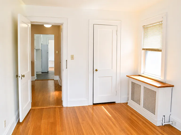 310 Palmer Ave #2 — Photo 9
