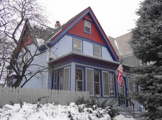 1527 S 75th St, West Allis, WI 53214