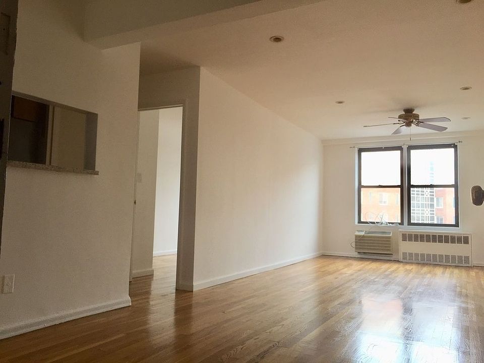 1st image of 35-20 Leverich St #408