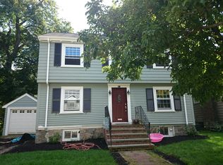 15 Ravenna Rd, West Roxbury, MA 02132