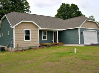 4585 Birdie Ln, Traverse City, MI 49685