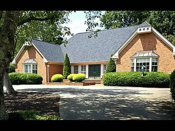 102 Pine Ridge Dr, Easley, SC 29642
