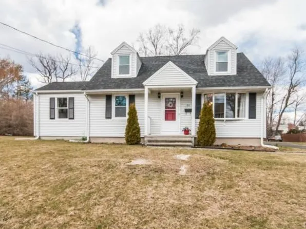 84 Flora Dr, Stratford, CT 06614