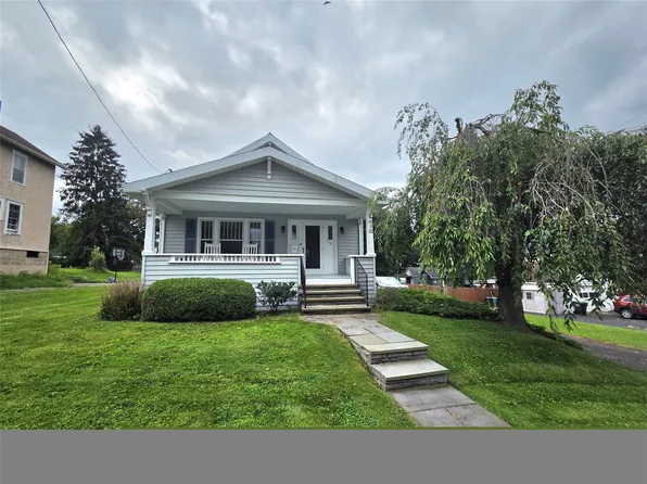 102 Clark St, Vestal, NY 13850