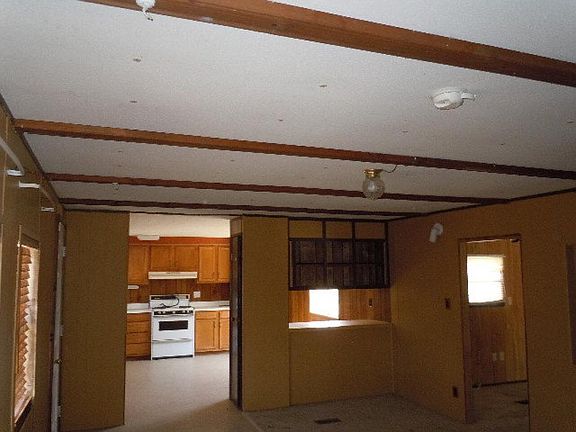 4th image of 1110 Choctaw Ave