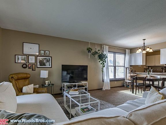 2nd image of 920 Carriage Way #11
