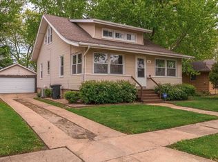 708 Dale St, Normal, IL 61761