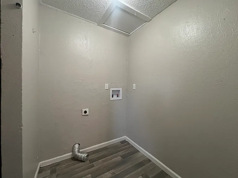 8368 Bay Dr — Photo 8