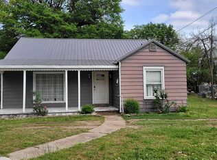 108 S Vandeventer St, Kennett, MO 63857