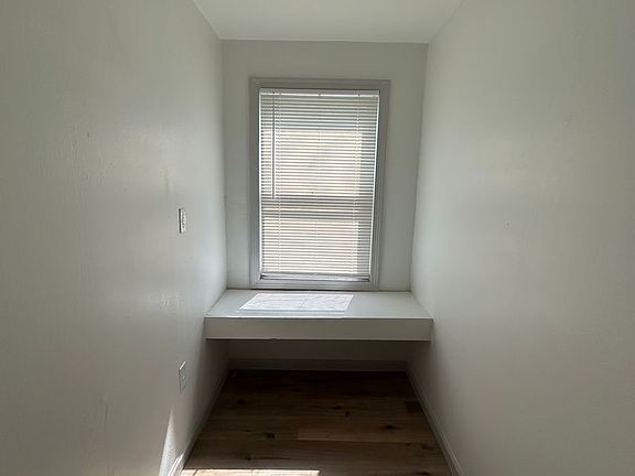 4th image of 1529 NW Smith Ave