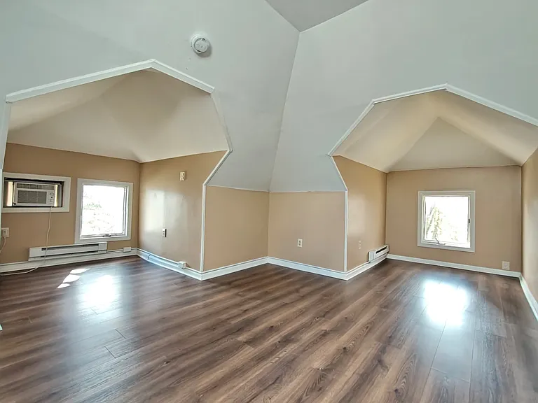 4 Pacific Ave #B — Photo 10