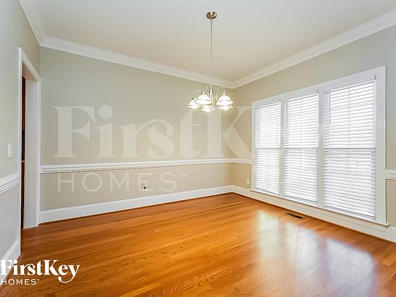 5th image of 2009 Lake Stone Ct
