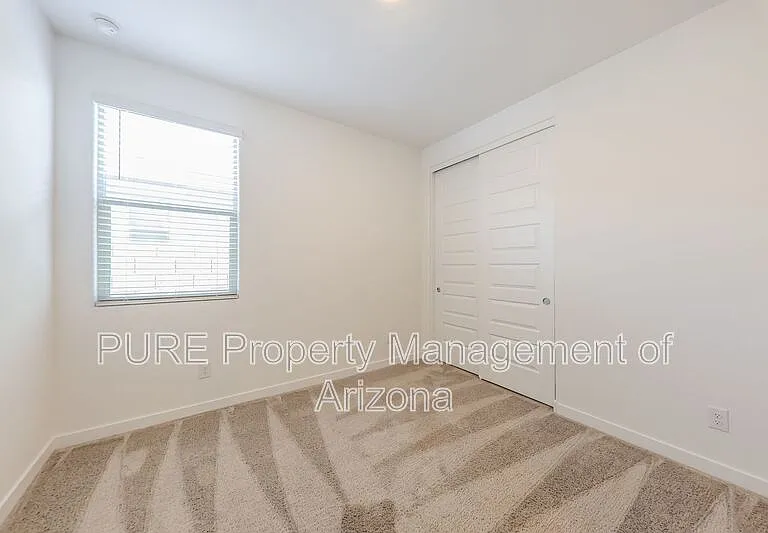 32002 N 125th Ln — Photo 23