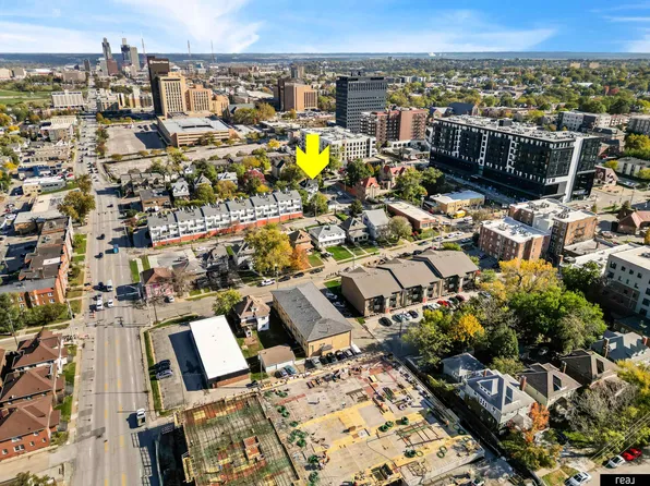 204 S 37th St, Omaha, NE 68131