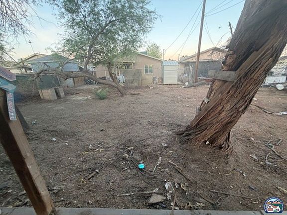 4th image of 322 S 14th St