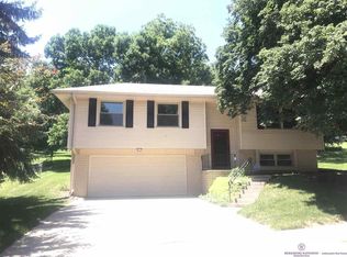 5740 N 114th St, Omaha, NE 68164