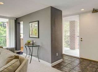 620 Martin Luther King Jr Blvd APT 301, Chapel Hill, NC 27514