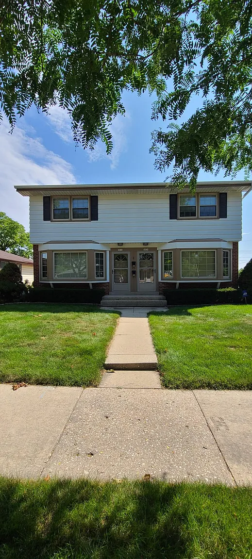 4834 N 104th St photo 1