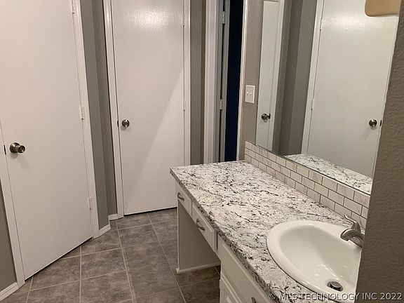 5th image of 1203 E 140th St