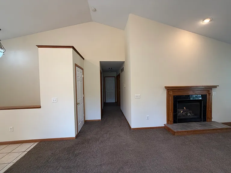 6176 Cross Bend Ct — Photo 6