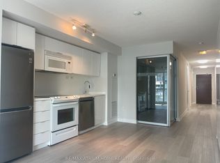10 Capreol Ct #750, Toronto, ON M5V4B3