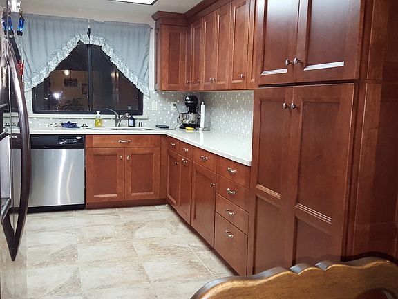 3rd image of 45108 18th St W
