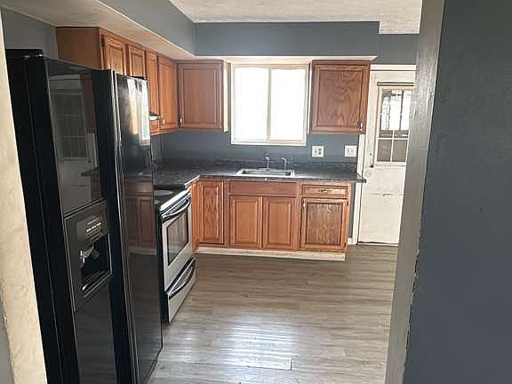 2nd image of 4599 N Dixie Dr #4599