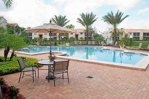 4th image of 1281 SW 46th Ave APT 2512
