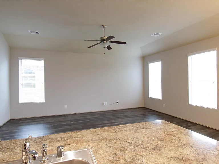 20419 Newcastle Ridge Ln — Photo 12