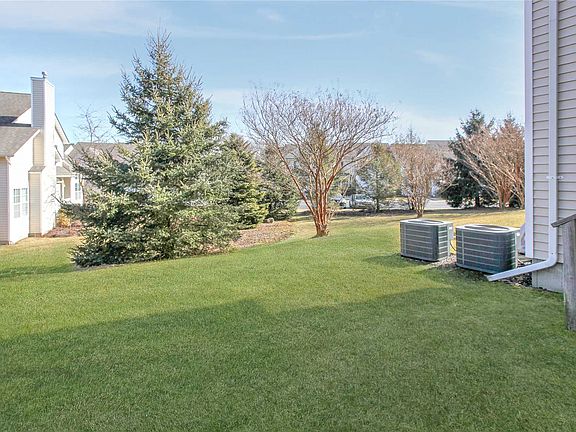 2nd image of 212 Kettles Ln