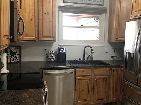 2nd image of 516 Gunn Cir