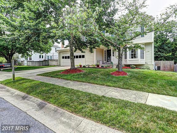 3rd image of 9607 Coronet Ct