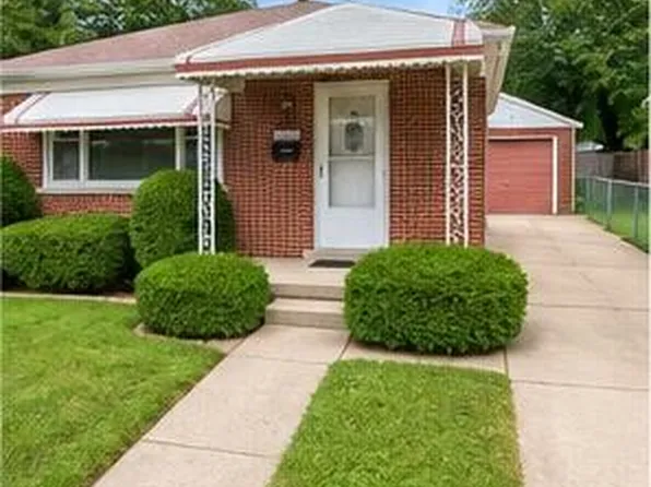 22095 David Ave, Eastpointe, MI 48021