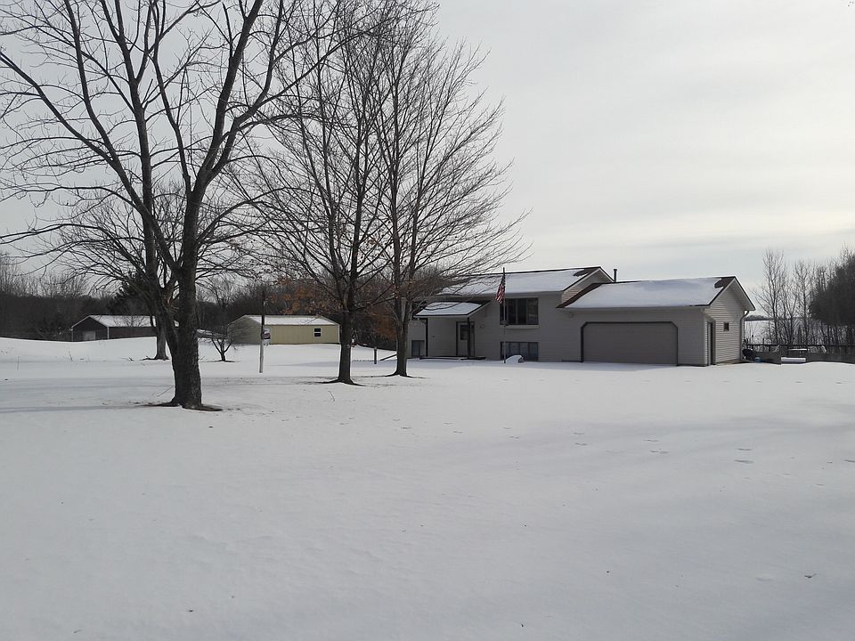 1st image of 903 160th Ave