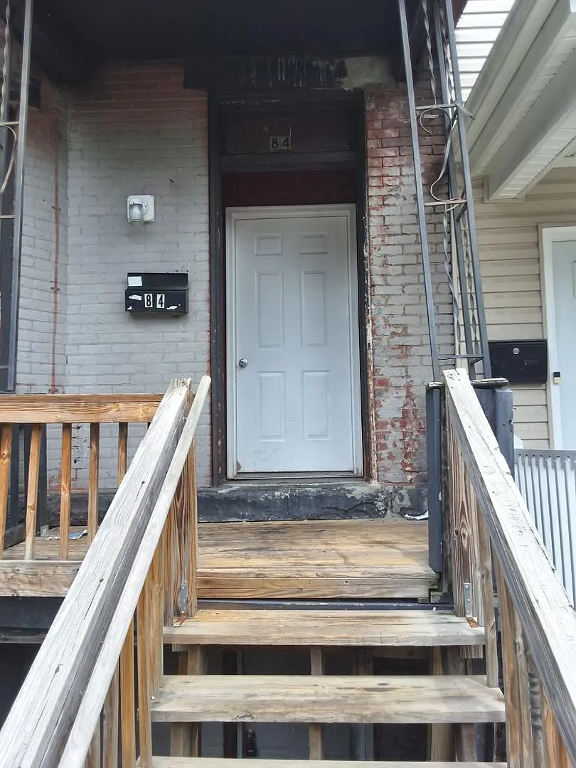 84 Carson Ave. - 1st Floor — Photo 1
