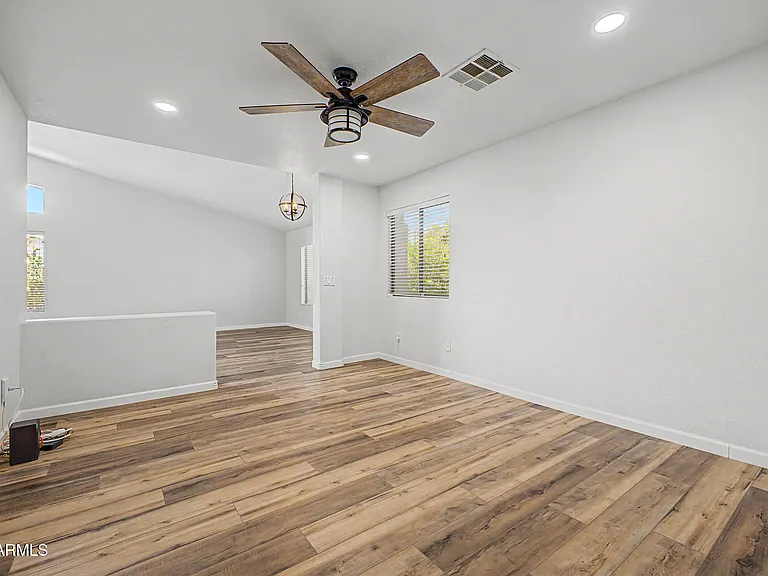 16148 N 157th Dr — Photo 10