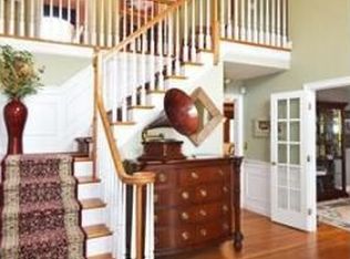 8 Avery Ln, Andover, MA 01810