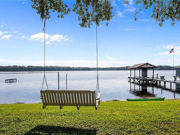3rd image of 6334 Oak Shore Dr