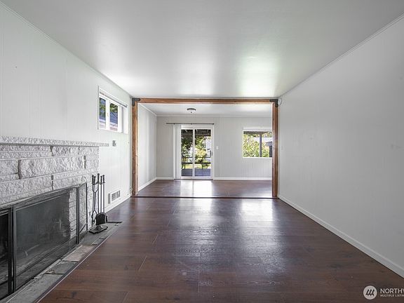 4th image of 1629 1st Avenue W