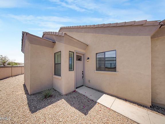 4th image of 846 N Pueblo Drive #137