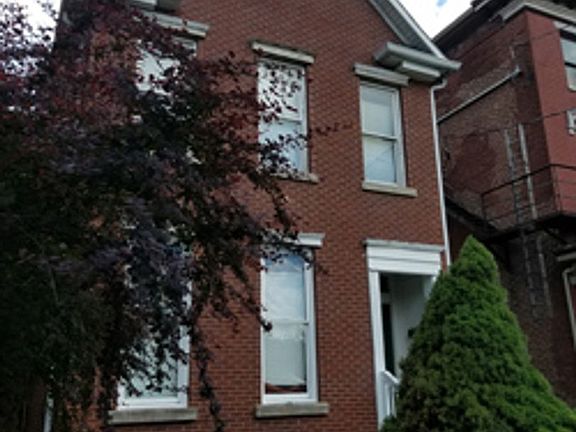 3rd image of 1034 S 6th St APT 1