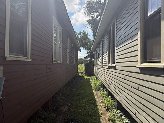 3rd image of 1025-27 Lamanche St
