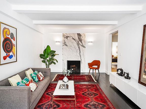 2nd image of 325 E 72nd St APT 12C